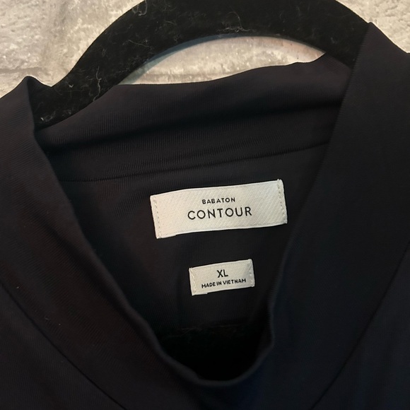 Aritzia Babaton Cropped Mock Neck - Picture 2 of 2